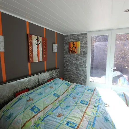 בית נופש Maison Au Bord De L'eau Avec Jacuzzi