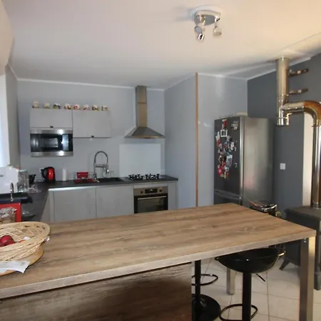 Maison Au Bord De L'eau Avec Jacuzzi בית נופש *