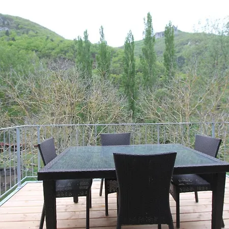 Tatil Evi Maison Au Bord De L'eau Avec Jacuzzi